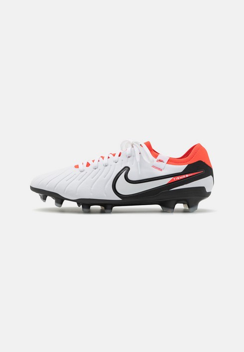 Бутсы мужские Nike Performance Legend 10 Pro Fg белые 38 EU (доставка из-за рубежа), Белый, Legend 10 Pro Fg
Бутсы мужские Nike Performance Legend 10 Pro Fg белые 38 EU (доставка из-за рубежа), Белый, Legend 10 Pro Fg