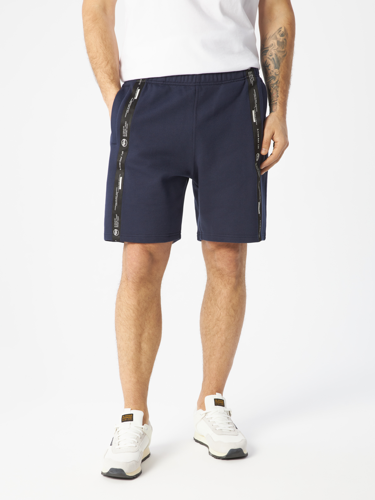 Повседневные шорты мужские G-Star Raw D21518-C988-6067 синие XL, Синий, D21518-C988-6067
Повседневные шорты мужские G-Star Raw D21518-C988-6067 синие XL, Синий, D21518-C988-6067