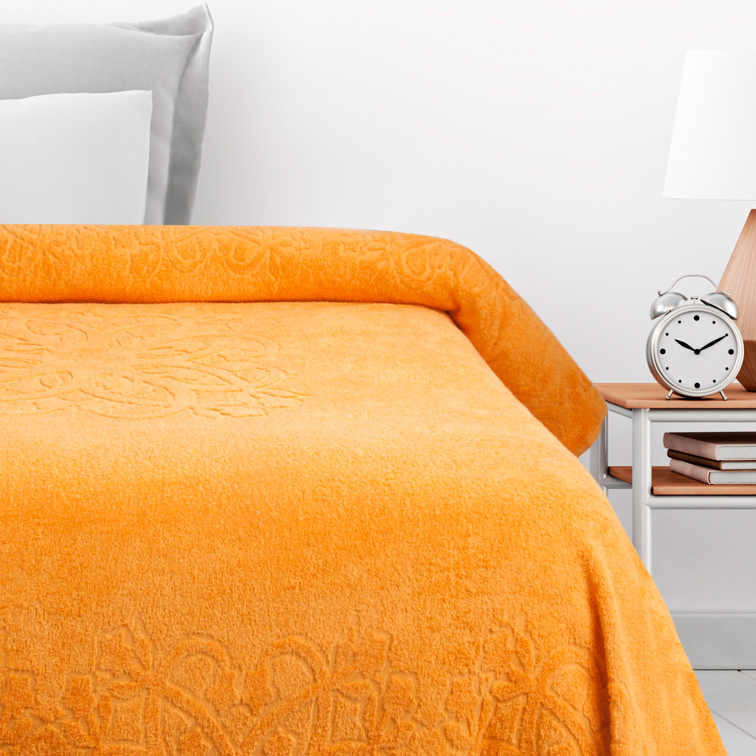 TM Textile Покрывало-простынь махровое 200х220 цветное 430г/м.кв. с жакк.узором "Вензель"
TM Textile Покрывало-простынь махровое 200х220 цветное 430г/м.кв. с жакк.узором "Вензель"