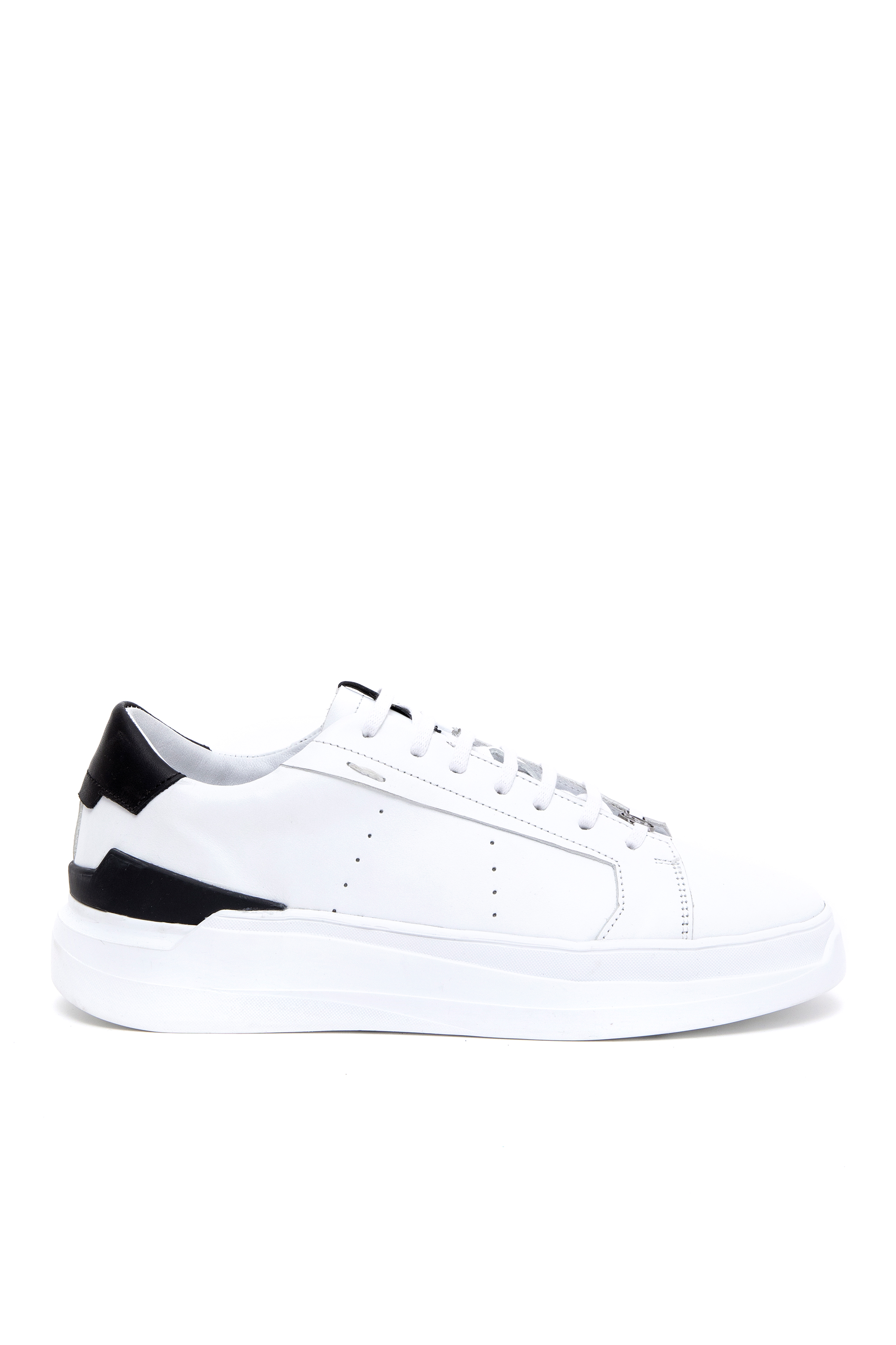 Кеды мужские U.S. POLO Assn. S081SZ0330Y23POLSDAY_VR белые 43 RU, Белый, S081SZ0330Y23POLSDAY_VR
Кеды мужские U.S. POLO Assn. S081SZ0330Y23POLSDAY_VR белые 43 RU, Белый, S081SZ0330Y23POLSDAY_VR