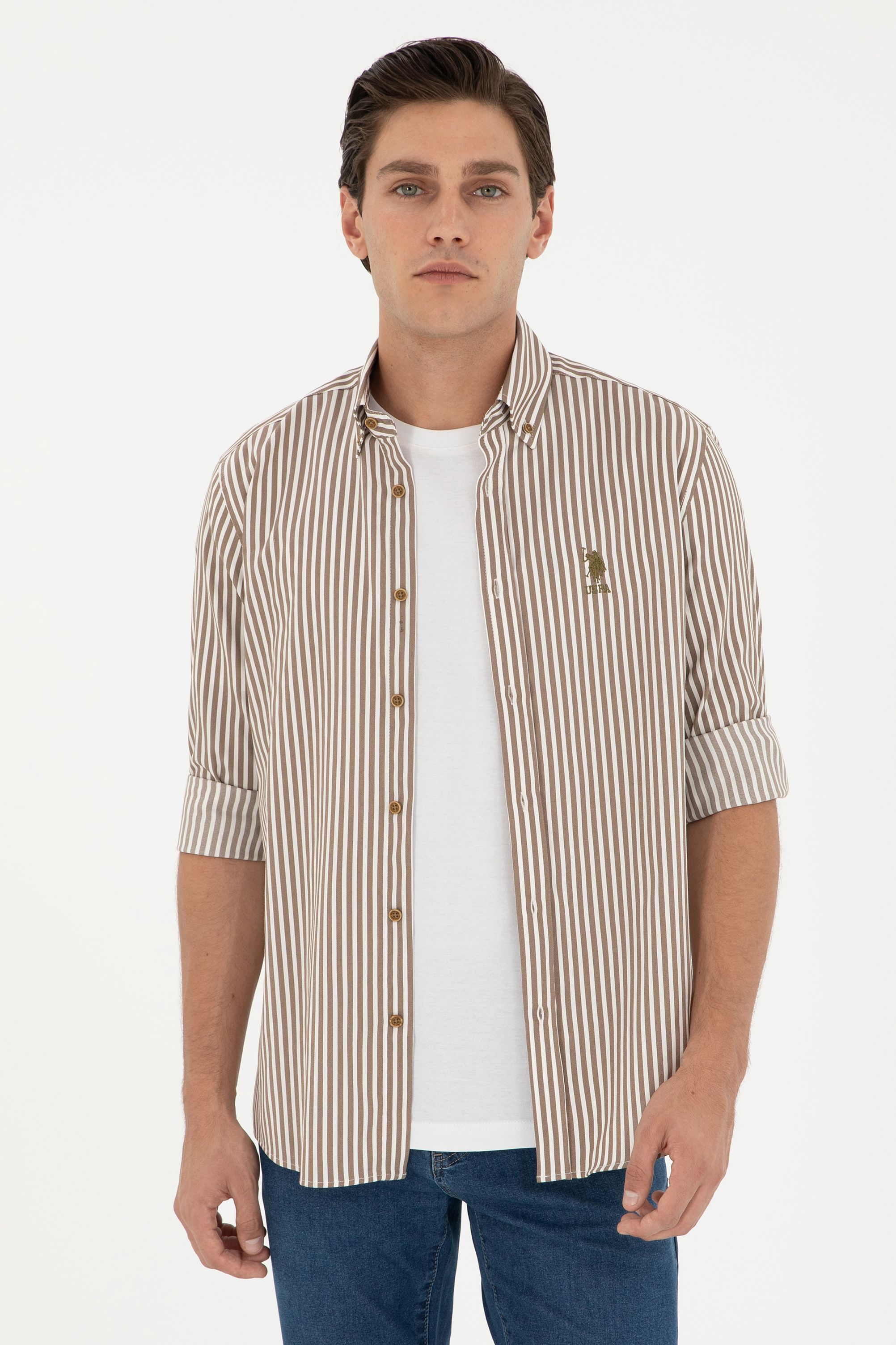 Рубашка мужская U.S. POLO Assn. G081SZ0040EGAN024K коричневая S, Коричневый, G081SZ0040EGAN024K
Рубашка мужская U.S. POLO Assn. G081SZ0040EGAN024K коричневая S, Коричневый, G081SZ0040EGAN024K