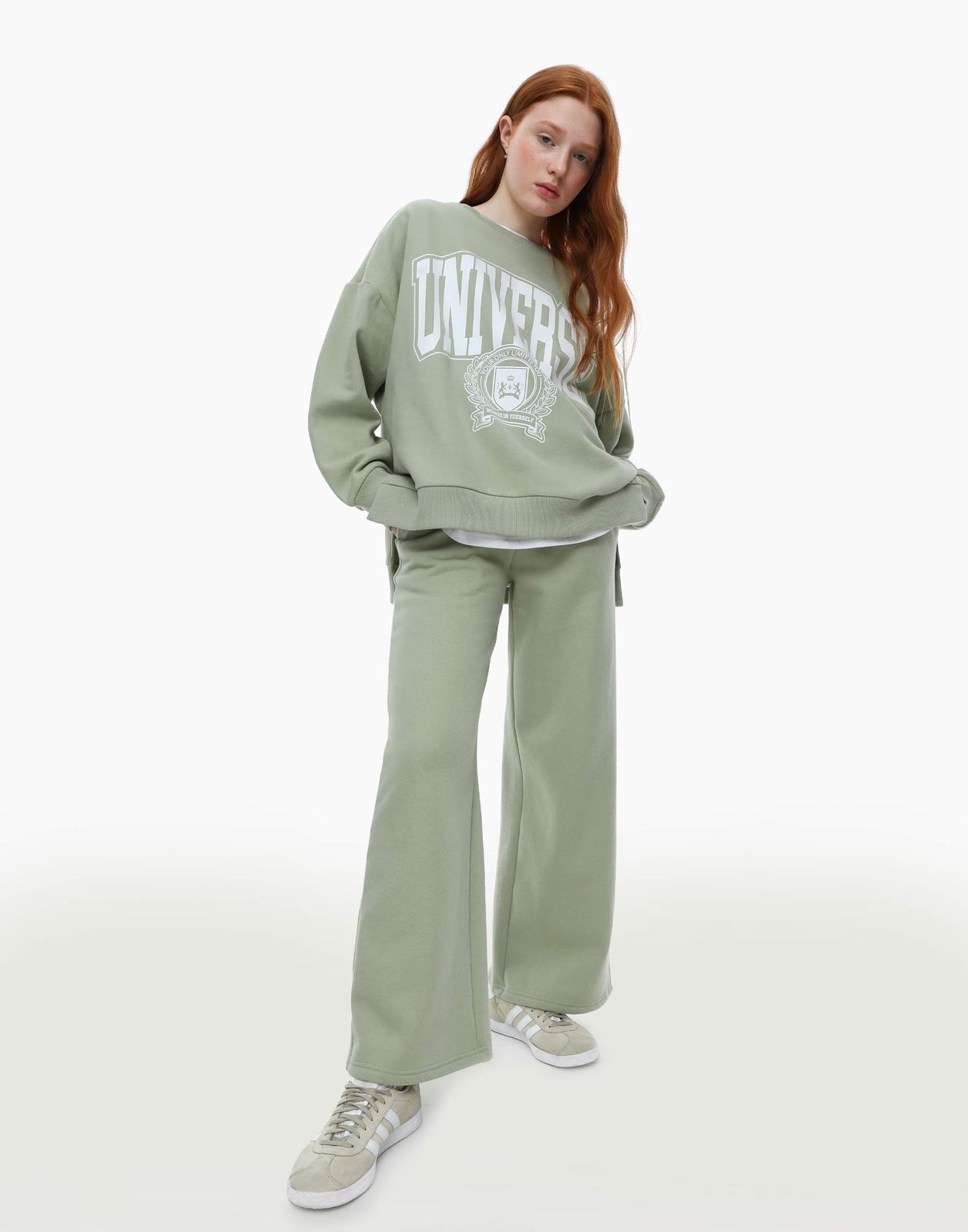 Брюки детские Gloria Jeans GAC021306, светло-хаки, 152, Зеленый, GAC021306
Брюки детские Gloria Jeans GAC021306, светло-хаки, 152, Зеленый, GAC021306