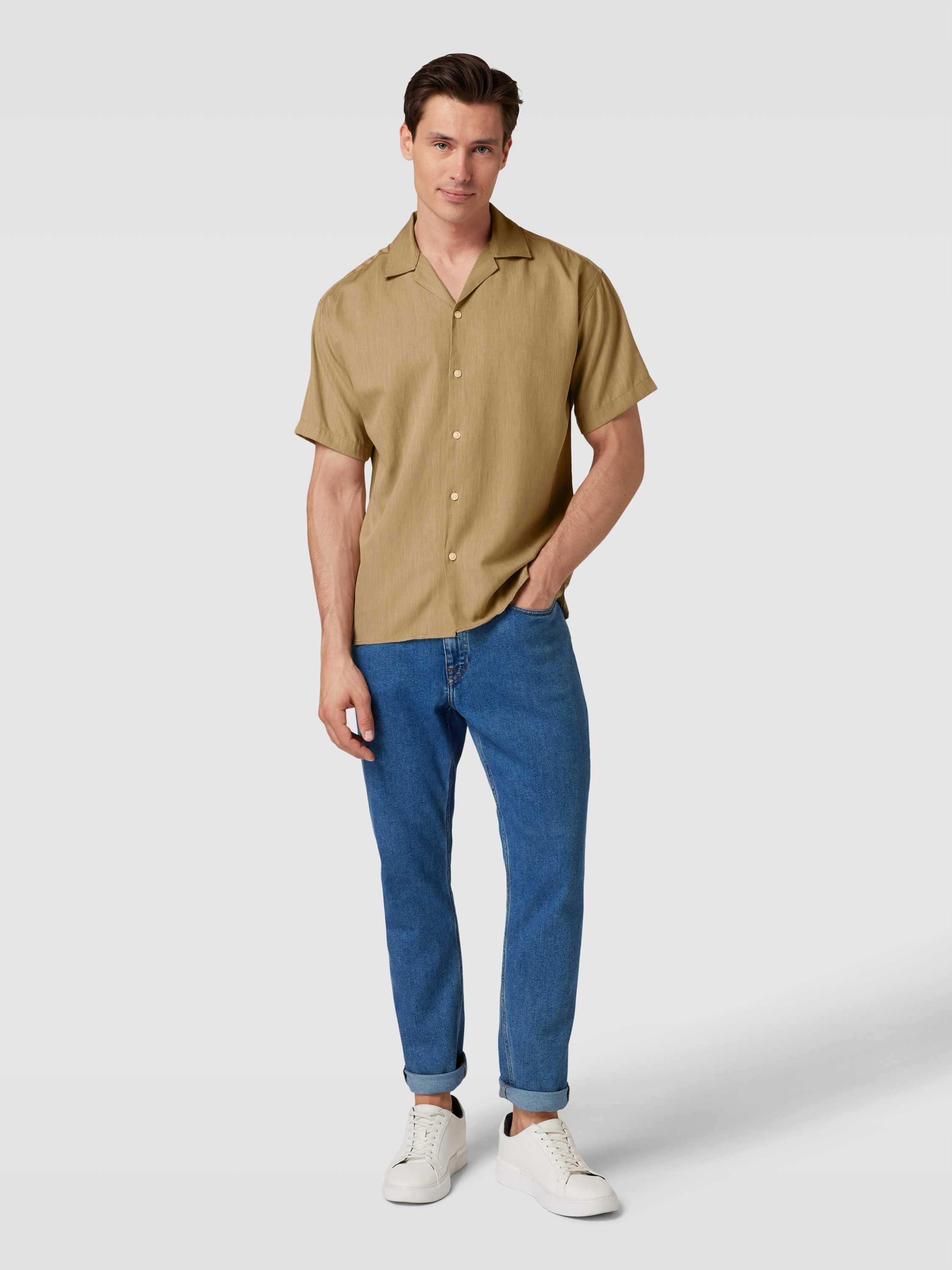 Рубашка мужская Jack & Jones Premium 1807145 коричневая L доставка из-за рубежа, Коричневый, 1807145
Рубашка мужская Jack & Jones Premium 1807145 коричневая L доставка из-за рубежа, Коричневый, 1807145