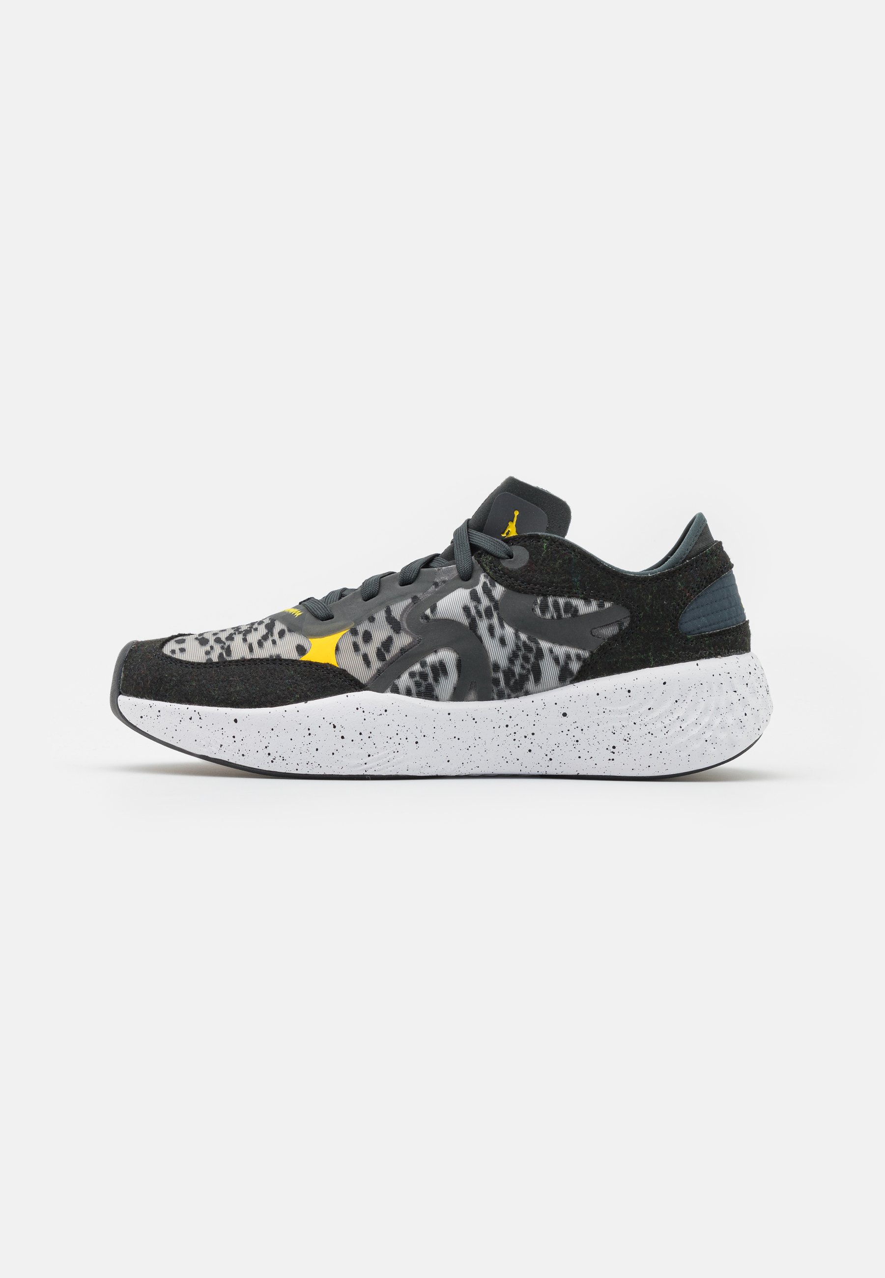 Кроссовки мужские Jordan Delta 3 Low серые 45.5 EU (доставка из-за рубежа), Серый, Delta 3 Low
Кроссовки мужские Jordan Delta 3 Low серые 45.5 EU (доставка из-за рубежа), Серый, Delta 3 Low