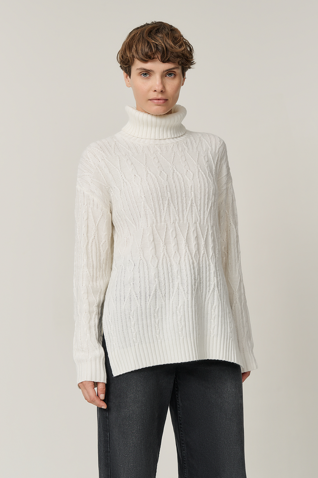 Свитер женский Baon B1323545 белый XL, B1323545
Свитер женский Baon B1323545 белый XL, B1323545