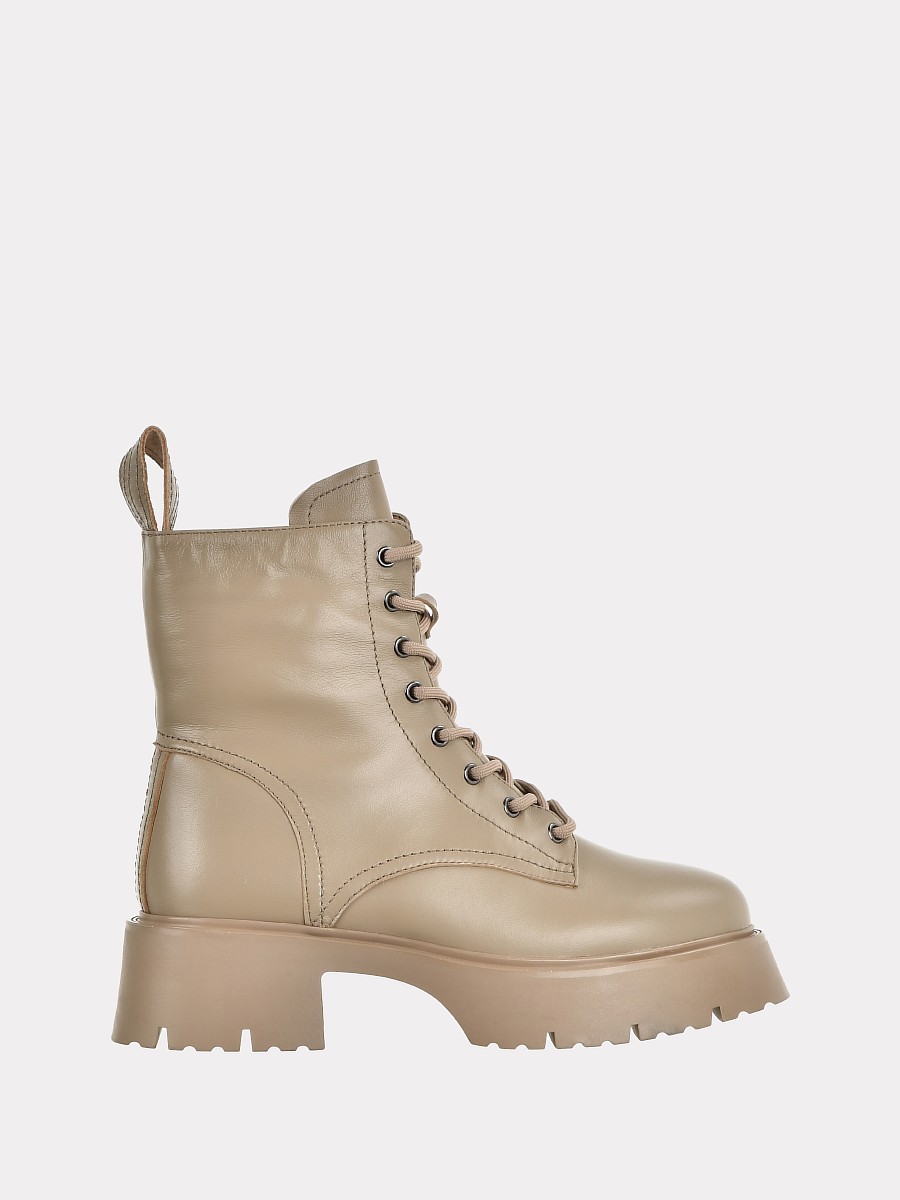 Ботинки женские Versiya shop PAK2701-D985 бежевые 37 RU, Бежевый, PAK2701-D985 
Ботинки женские Versiya shop PAK2701-D985 бежевые 37 RU, Бежевый, PAK2701-D985