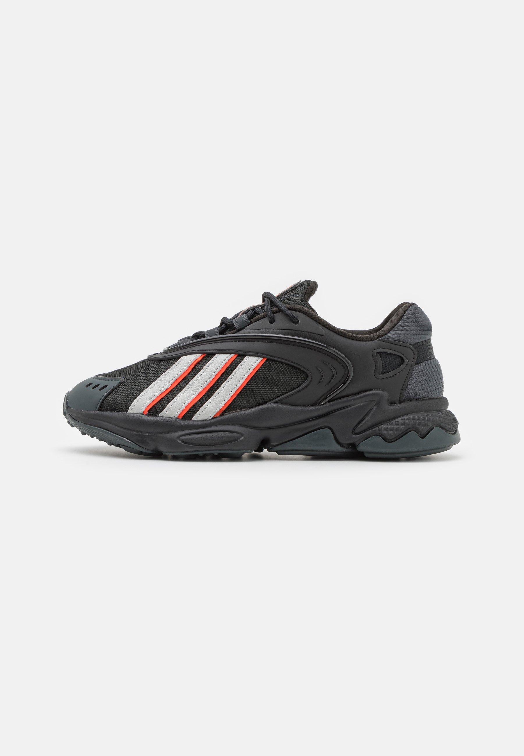 Кроссовки женские Adidas Originals Oztral Unisex черные 36 2/3 EU, Черный, Oztral Unisex
Кроссовки женские Adidas Originals Oztral Unisex черные 36 2/3 EU, Черный, Oztral Unisex