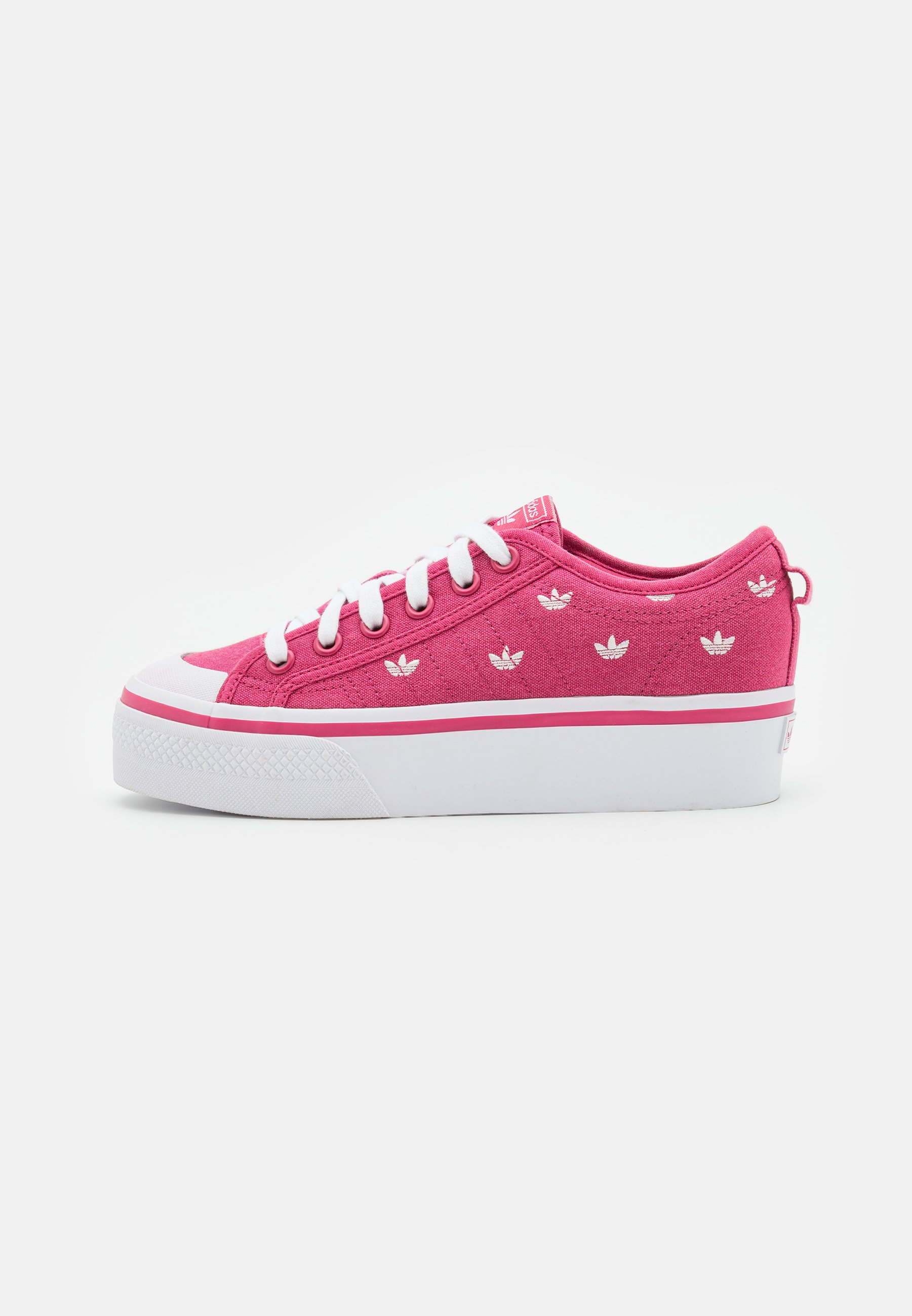 Кеды женские Adidas Originals Nizza Platform розовые 37 1/3 EU, Розовый, Nizza Platform
Кеды женские Adidas Originals Nizza Platform розовые 37 1/3 EU, Розовый, Nizza Platform