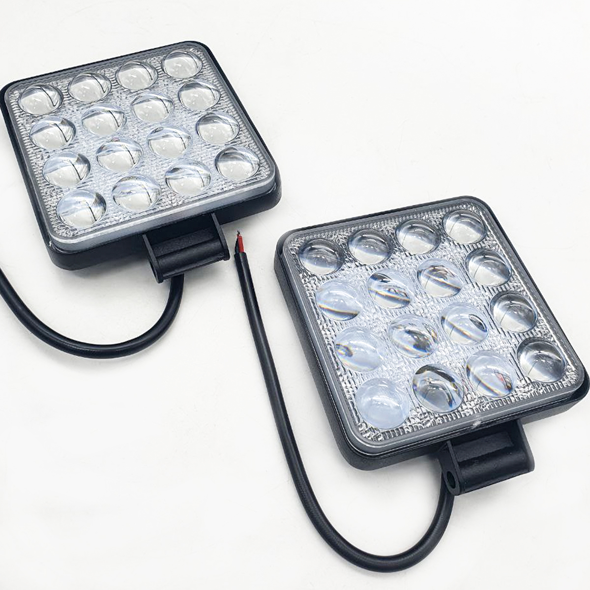 Фара светодиодная дополнительная EZID-AUTO линза вспышки ФСО для авто 16 led 12-24V 2шт, Доп
Фара светодиодная дополнительная EZID-AUTO линза вспышки ФСО для авто 16 led 12-24V 2шт, Доп