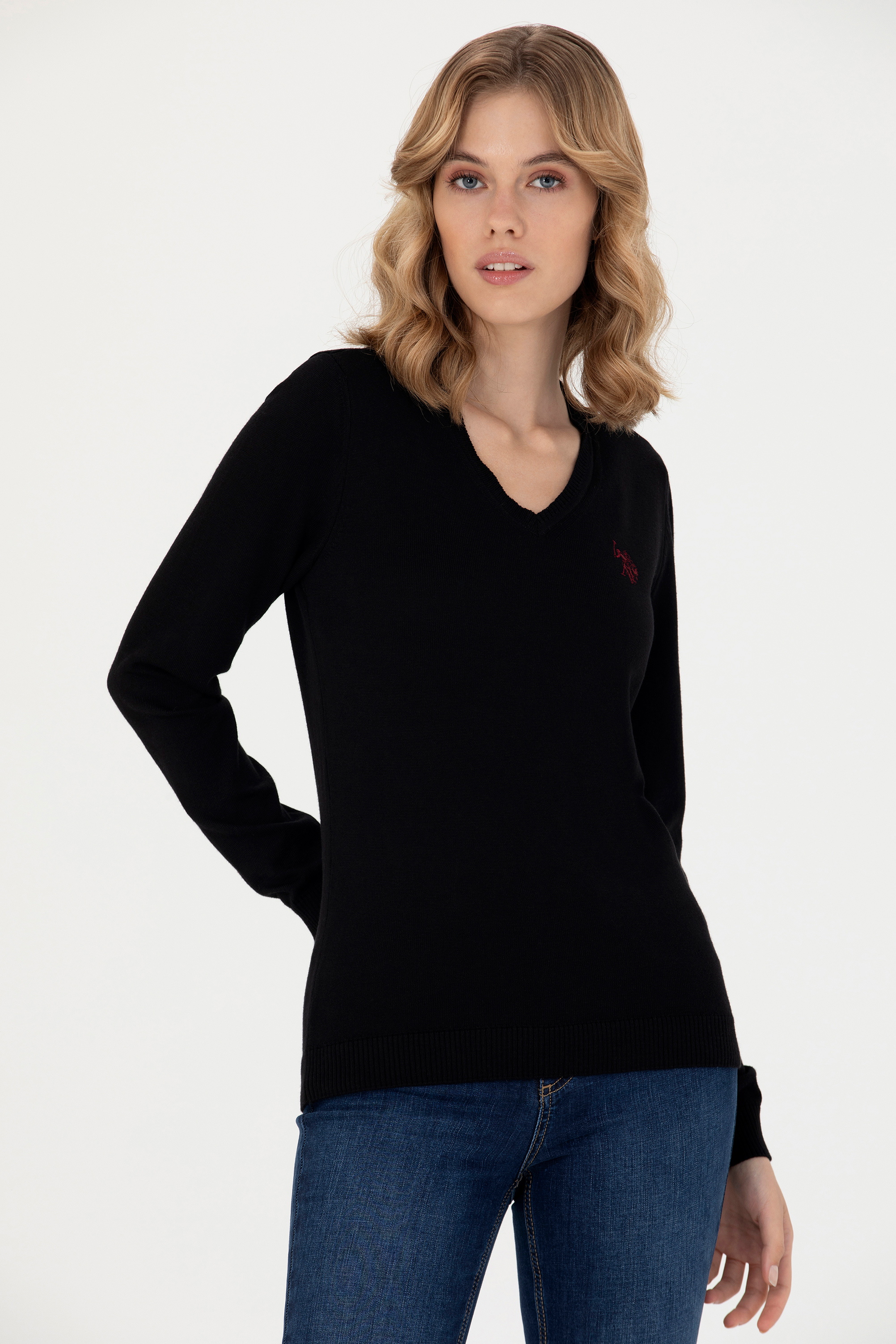 Пуловер женский U.S. POLO Assn. G082SZ0TK0ESTALE23K-E черный M, G082SZ0TK0ESTALE23K-E
Пуловер женский U.S. POLO Assn. G082SZ0TK0ESTALE23K-E черный M, G082SZ0TK0ESTALE23K-E