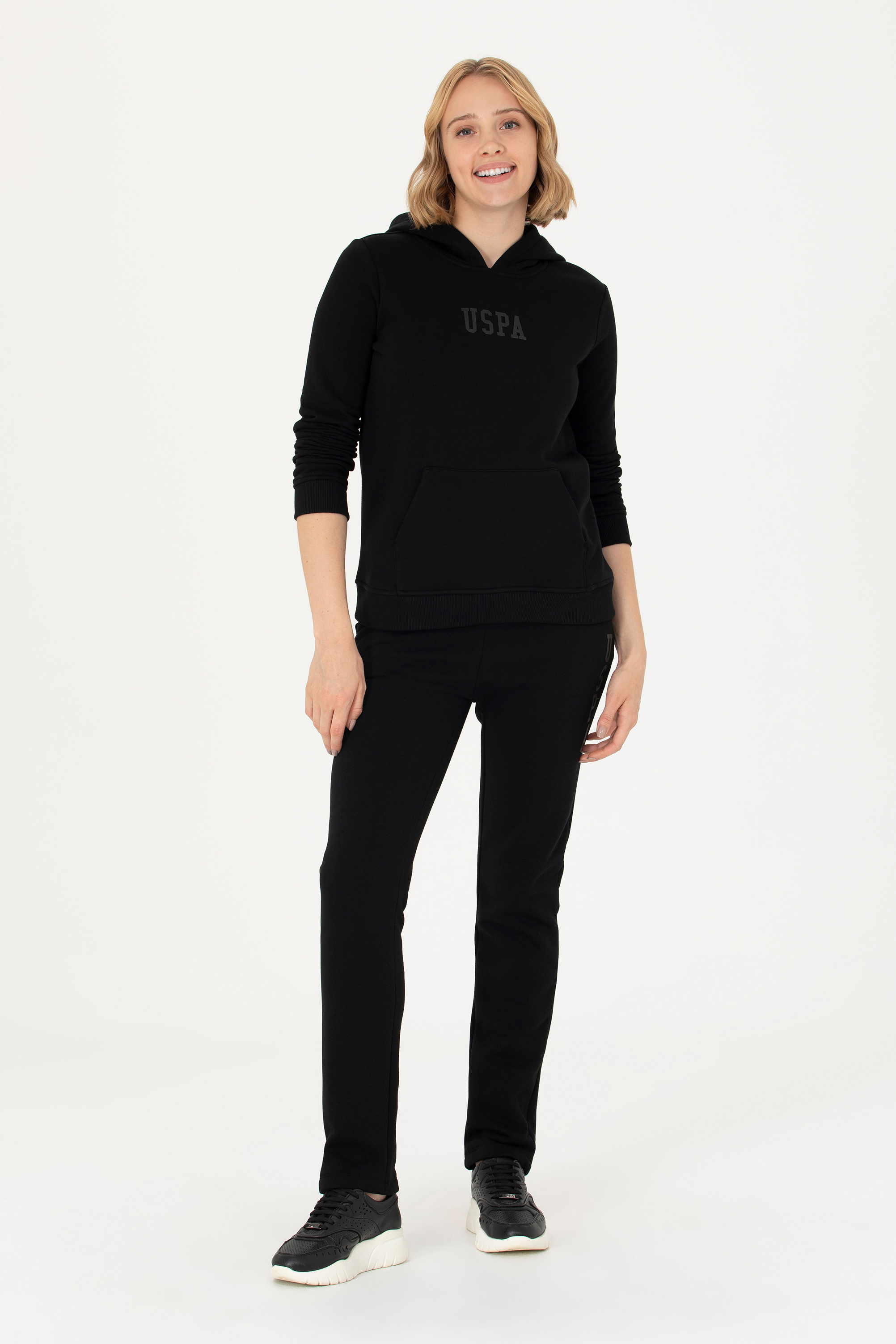 Спортивные брюки женские US Polo G082SZ0OP0GIZMOP-SK023 черные S, Черный, G082SZ0OP0GIZMOP-SK023
Спортивные брюки женские US Polo G082SZ0OP0GIZMOP-SK023 черные S, Черный, G082SZ0OP0GIZMOP-SK023