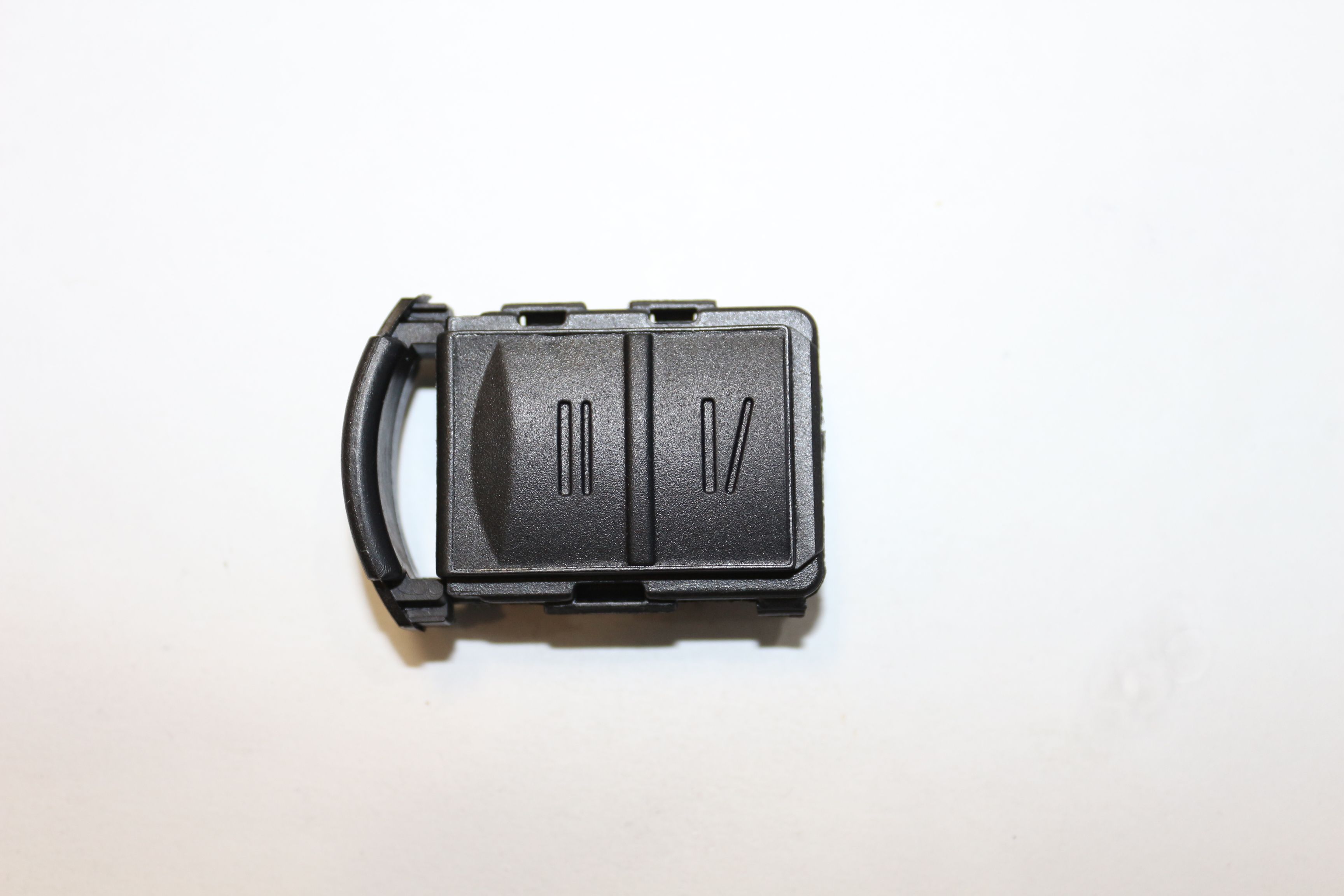 Ключ зажигания Autokey, заготовка для Opel, дист.(корпус) (2 кнопки, НАДПИСЬ НА ОБОРОТЕ), Для разных моделей автомобилей Opel
Ключ зажигания Autokey, заготовка для Opel, дист.(корпус) (2 кнопки, НАДПИСЬ НА ОБОРОТЕ), Для разных моделей автомобилей Opel