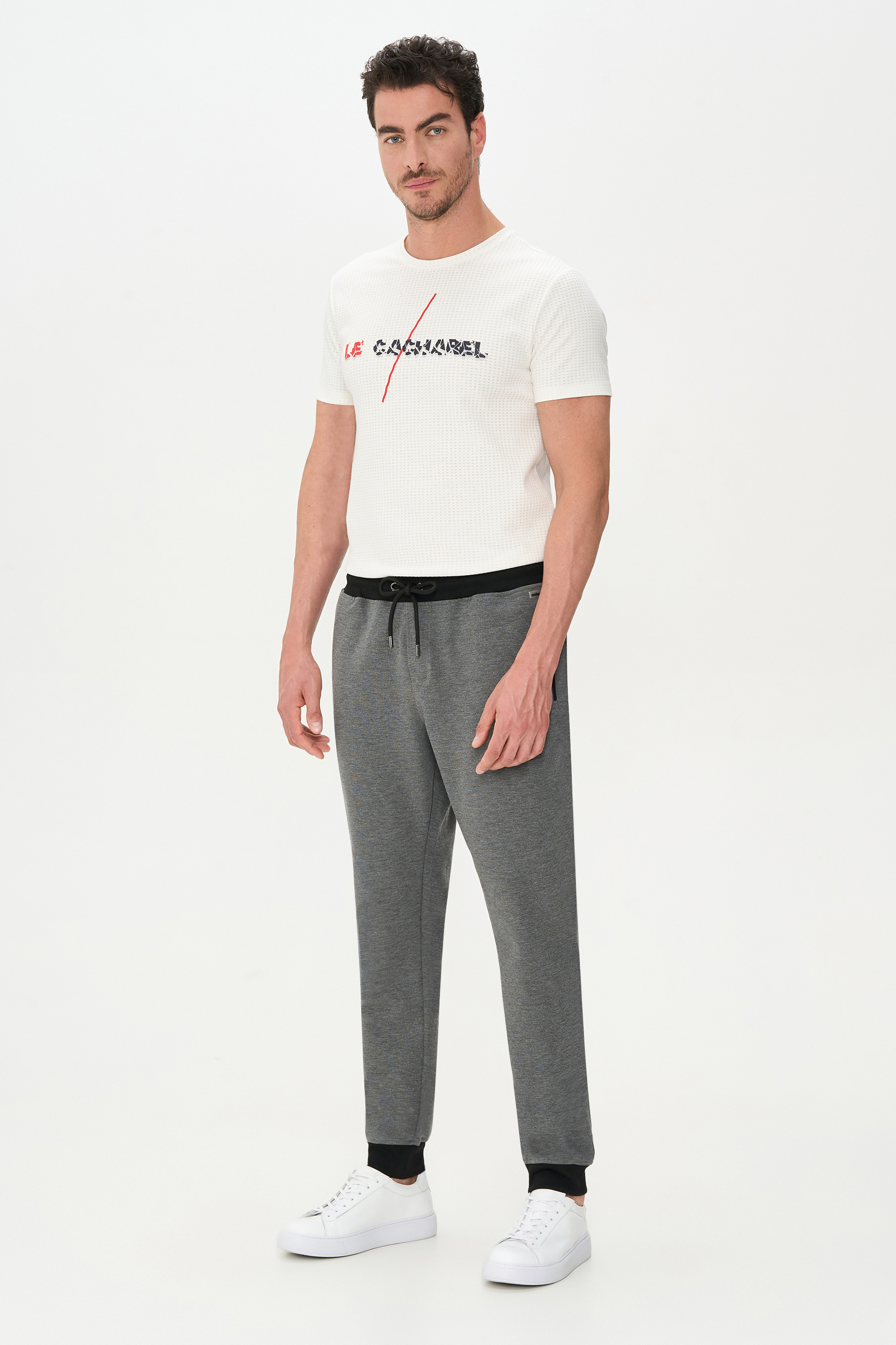 Спортивные брюки мужские Cacharel G051SZ0OP0HERRER серые 2XL, Серый, G051SZ0OP0HERRER
Спортивные брюки мужские Cacharel G051SZ0OP0HERRER серые 2XL, Серый, G051SZ0OP0HERRER