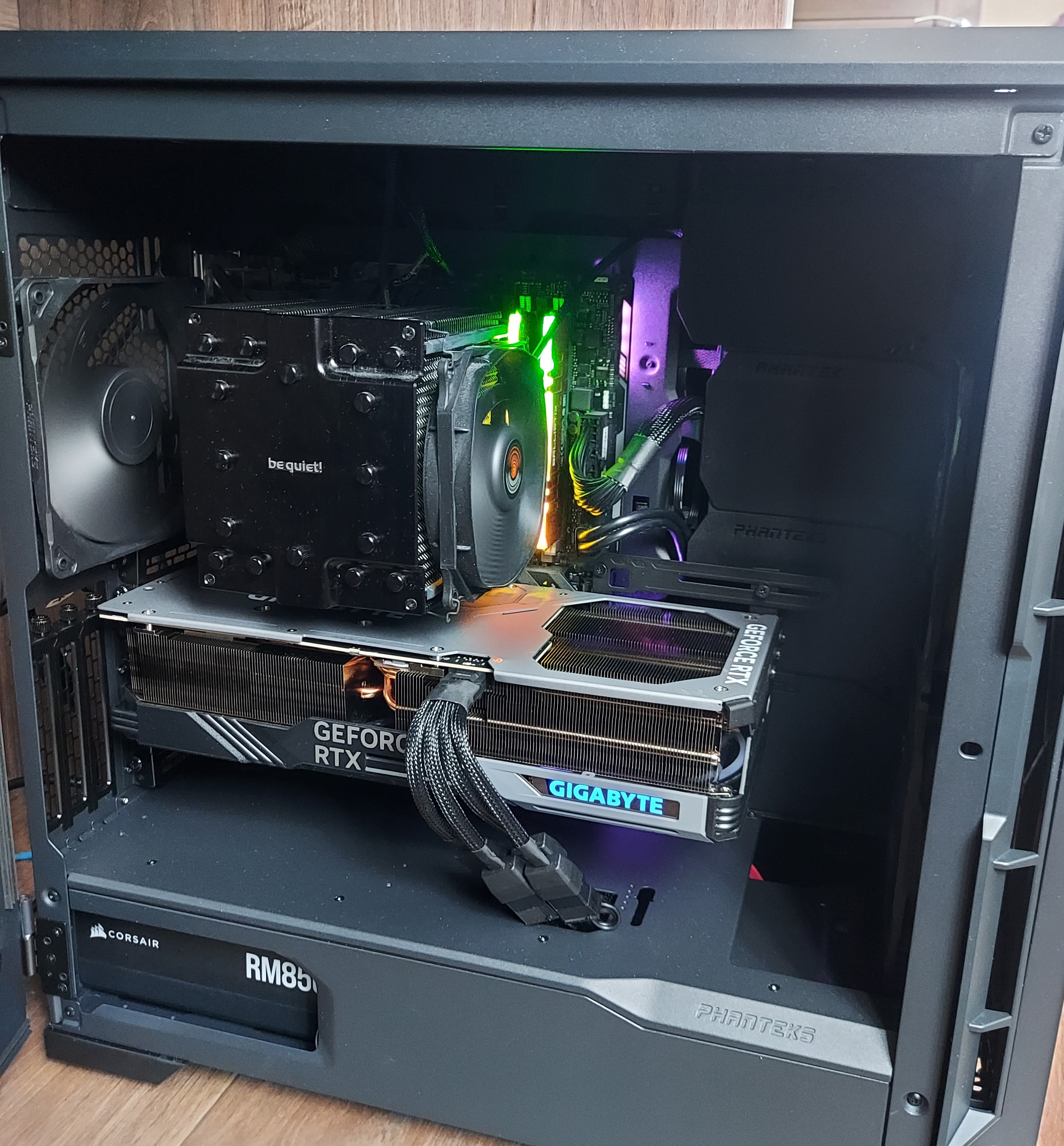 Видеокарта GIGABYTE NVIDIA GeForce RTX 4090 GAMING OC GV N4090GAMING