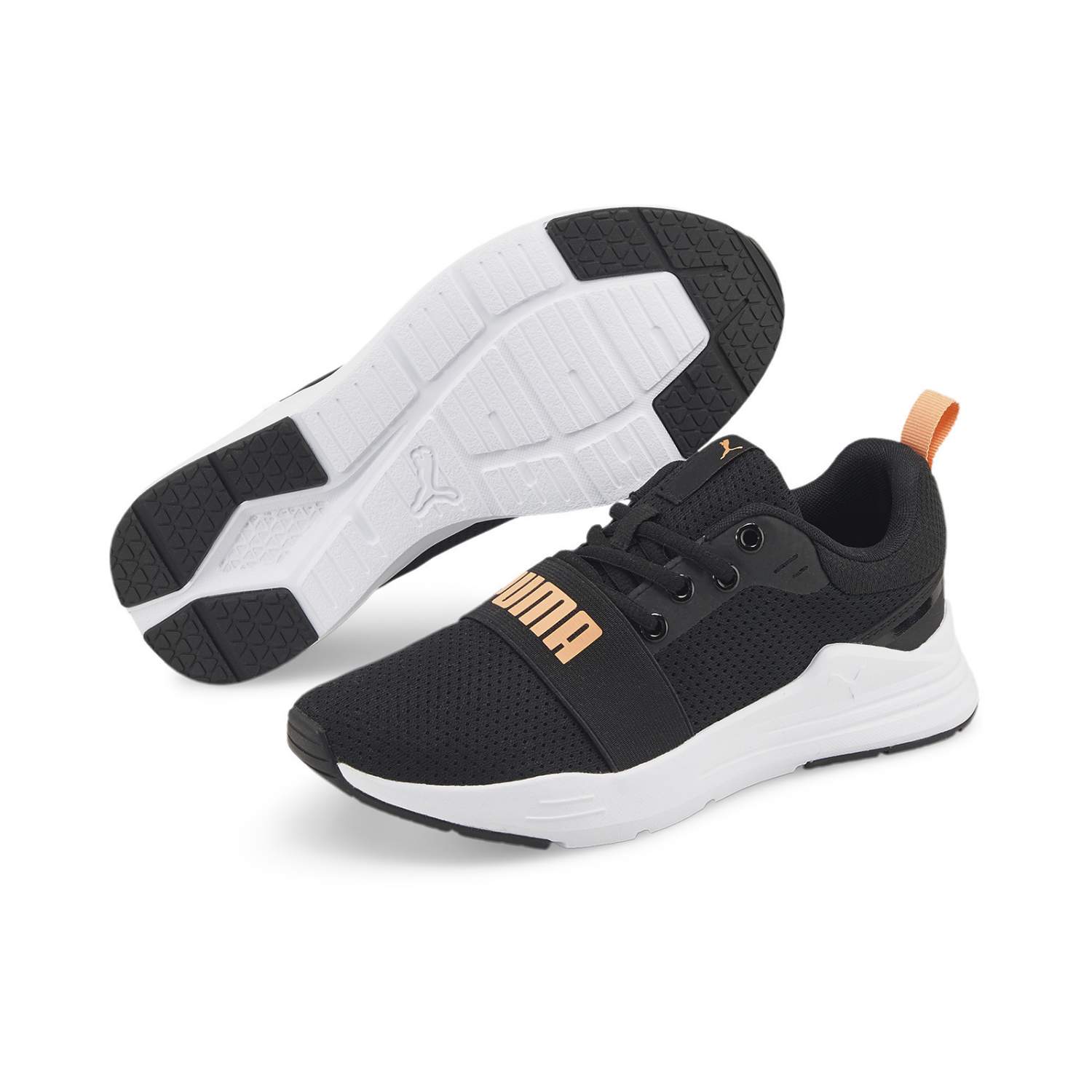 Кроссовки женские PUMA Wired Run черные 7.5 UK - купить в Москве, цены на  Мегамаркет