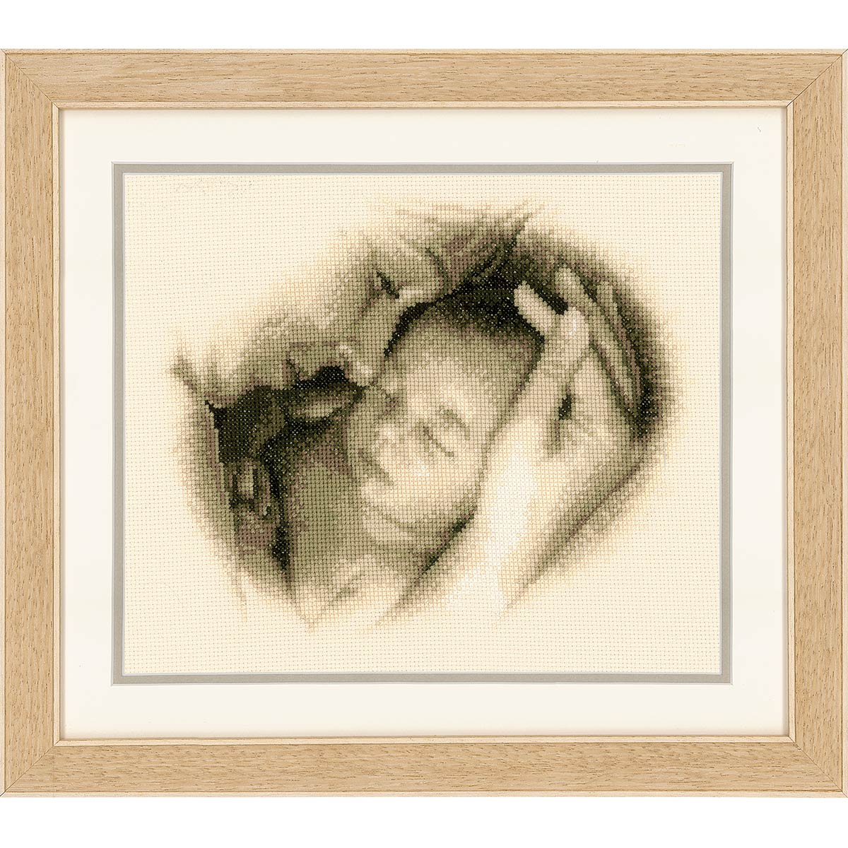 Набор для вышивания крестом Мать и дитя LUCA-B536, 21x27 см.канва,мулине