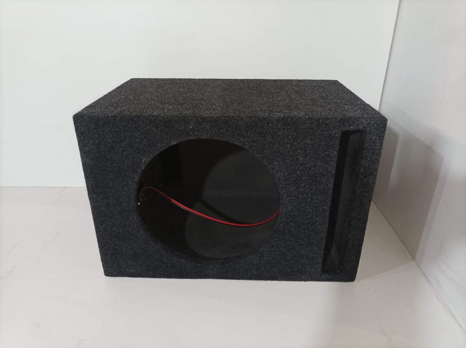 Короб для сабвуфера 12(282) с щелевым ФИ, 47л. - купить в Москве, цены ...