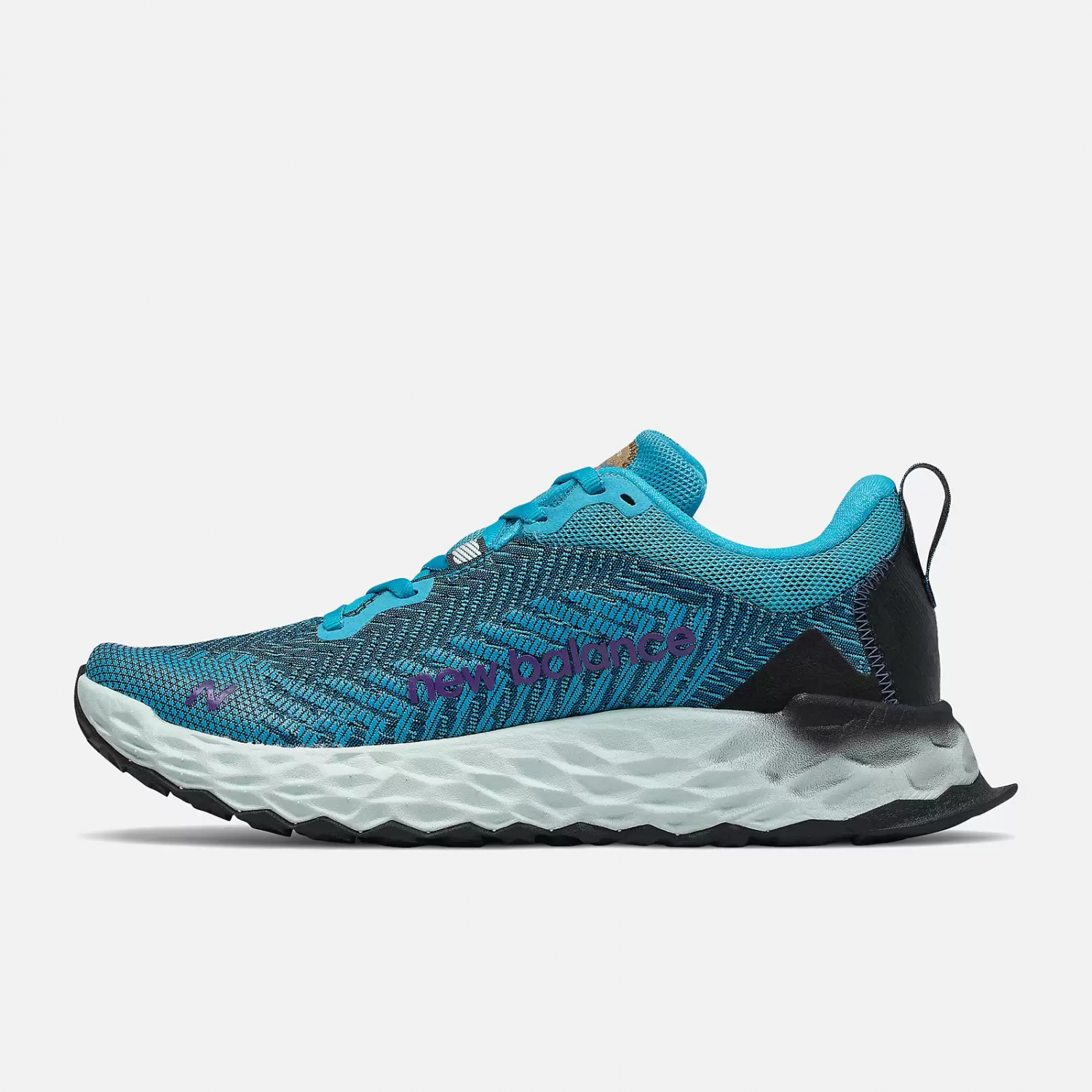 Кроссовки женские New Balance Fresh Foam Hierro V6 Gtx голубые 6.5 US -  купить в Москве, цены на СберМегаМаркет