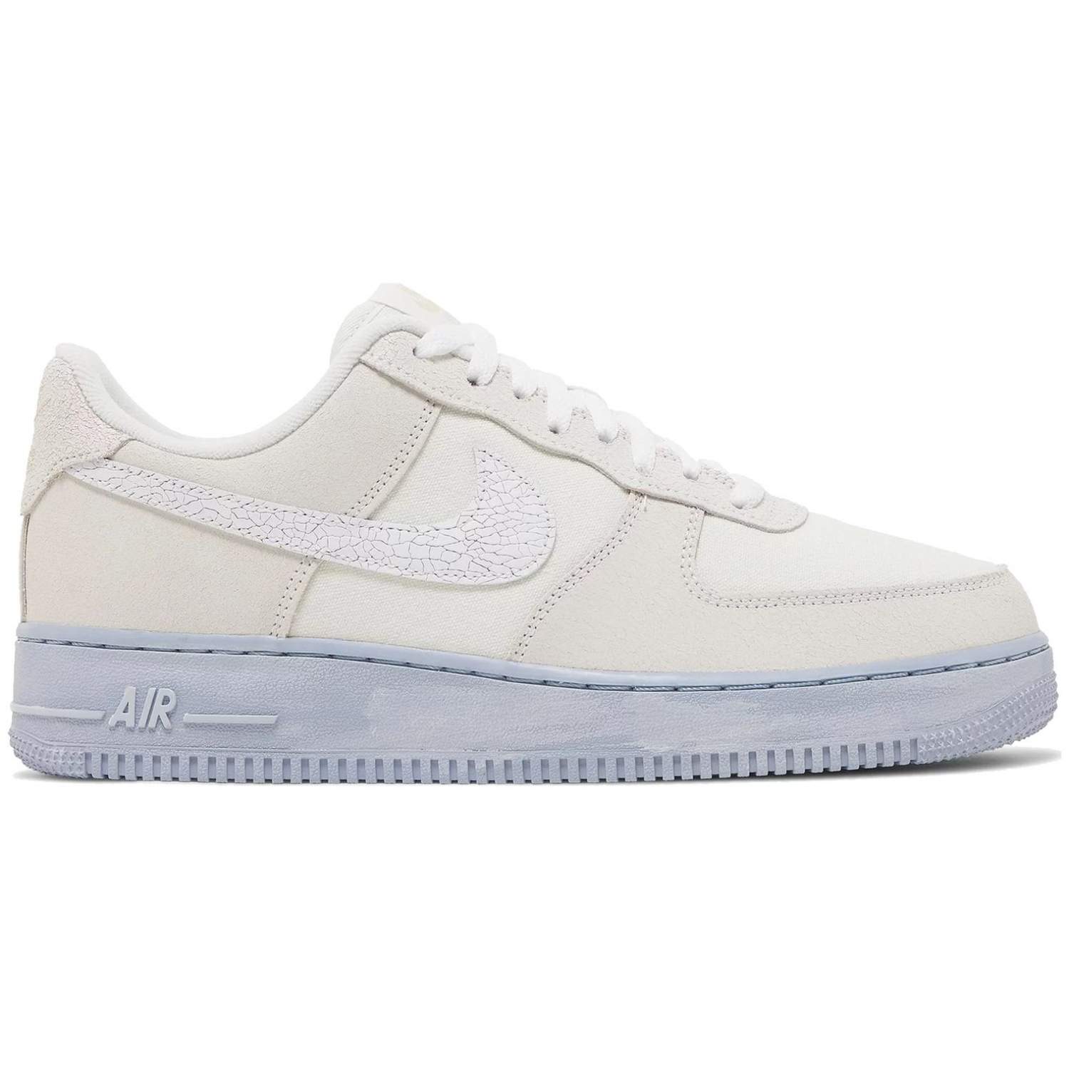 Nike AIR FORCE 1 07 LV8 EMB 42.5 EU