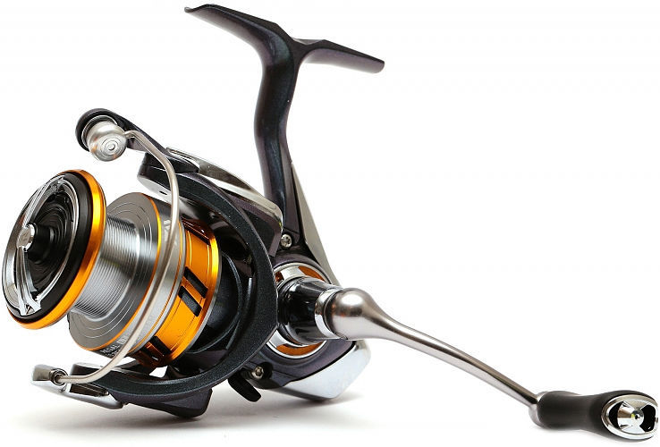 Катушка Daiwa Liberty 3000 – купить по цене 3170.00 рублей в Москве с  доставкой по России в рыболовном интернет-магазине 