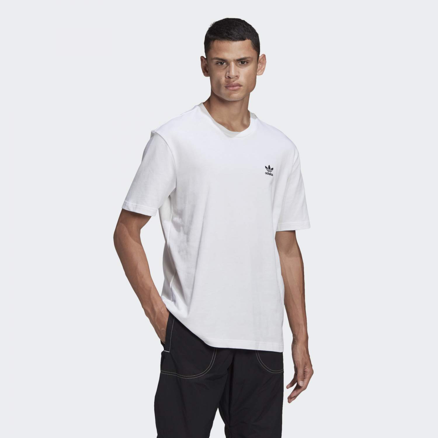 Adidas big clearance trefoil tee