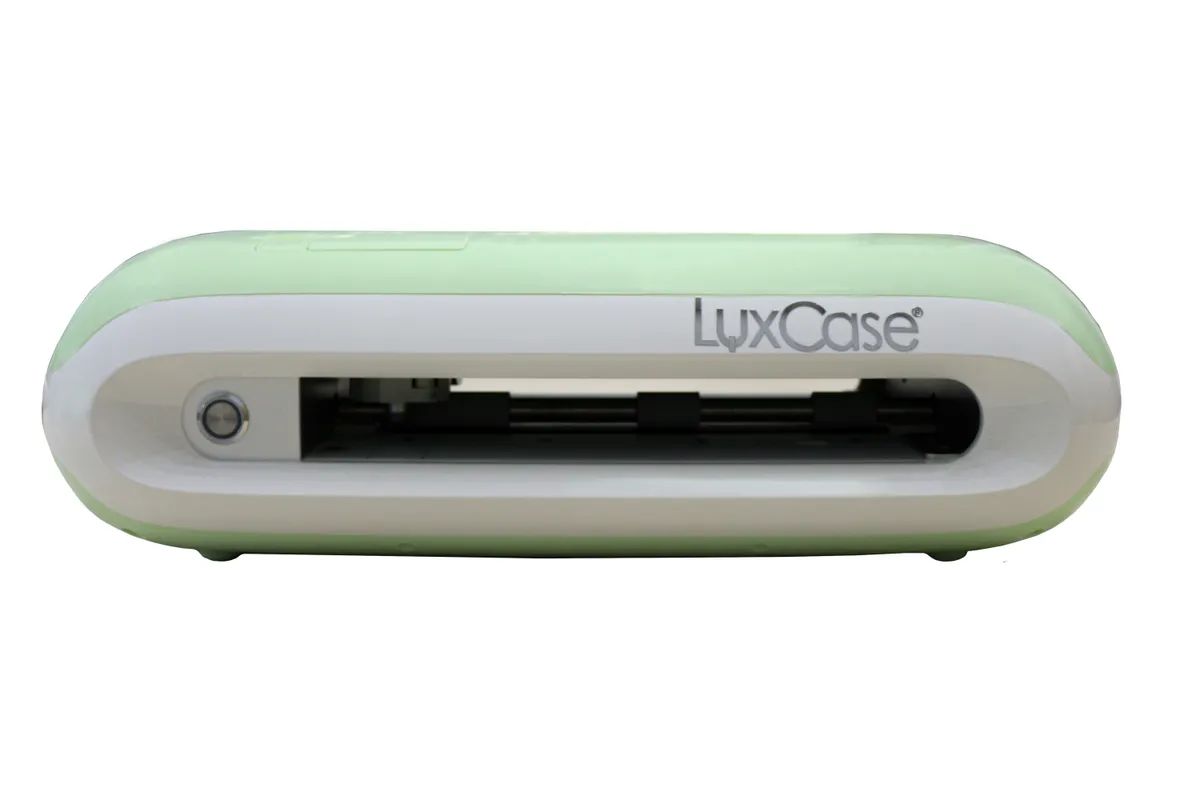 Плоттер LuxCase Mini для резки защитной гидрогелевой пленки для цифровых  устройств (20102) – купить в Москве, цены в интернет-магазинах на Мегамаркет