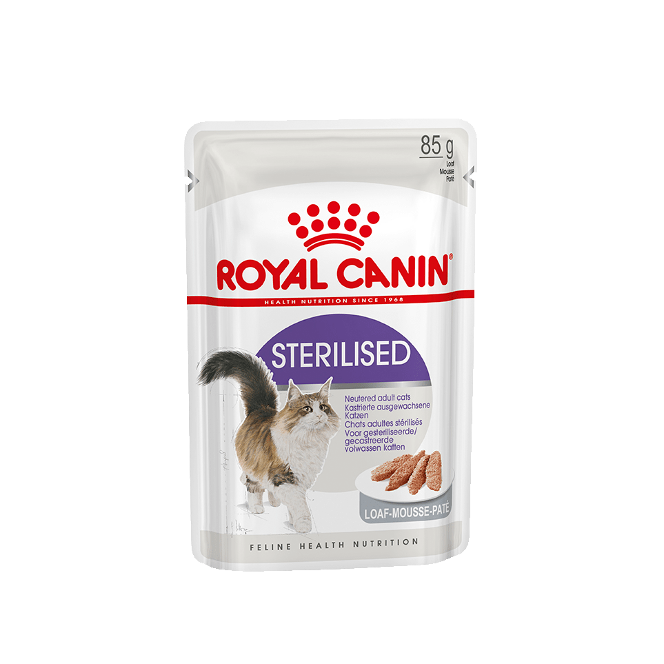 Royal canin sterilised стерилизованных соус. Роял Канин Индор для кошек. Роял Канин Индор Стерилайзд пауч. Стерилайзд собаки Роял. Роял Канин Стерилайзд для кошек.