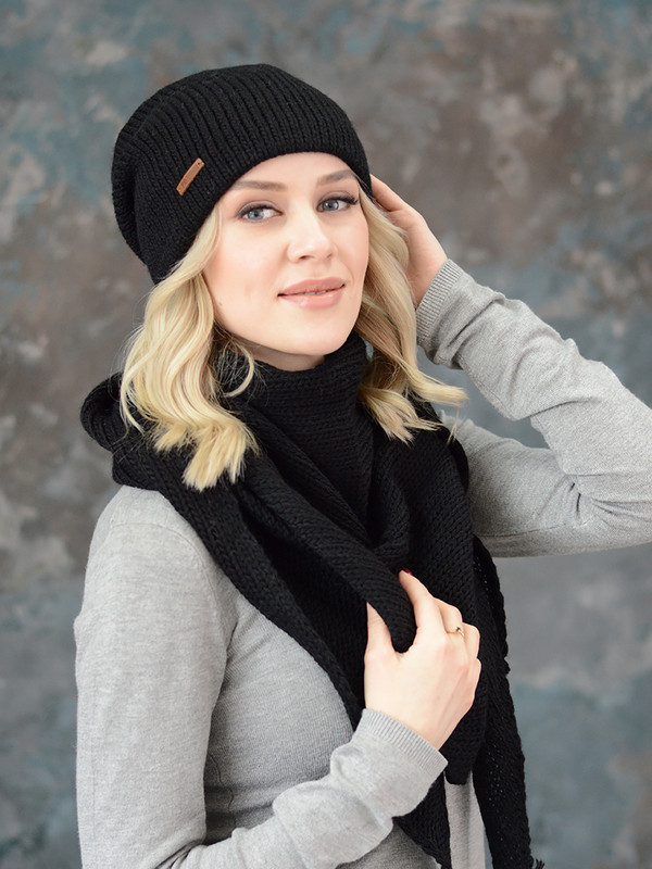 Серая женская шапка-шарф