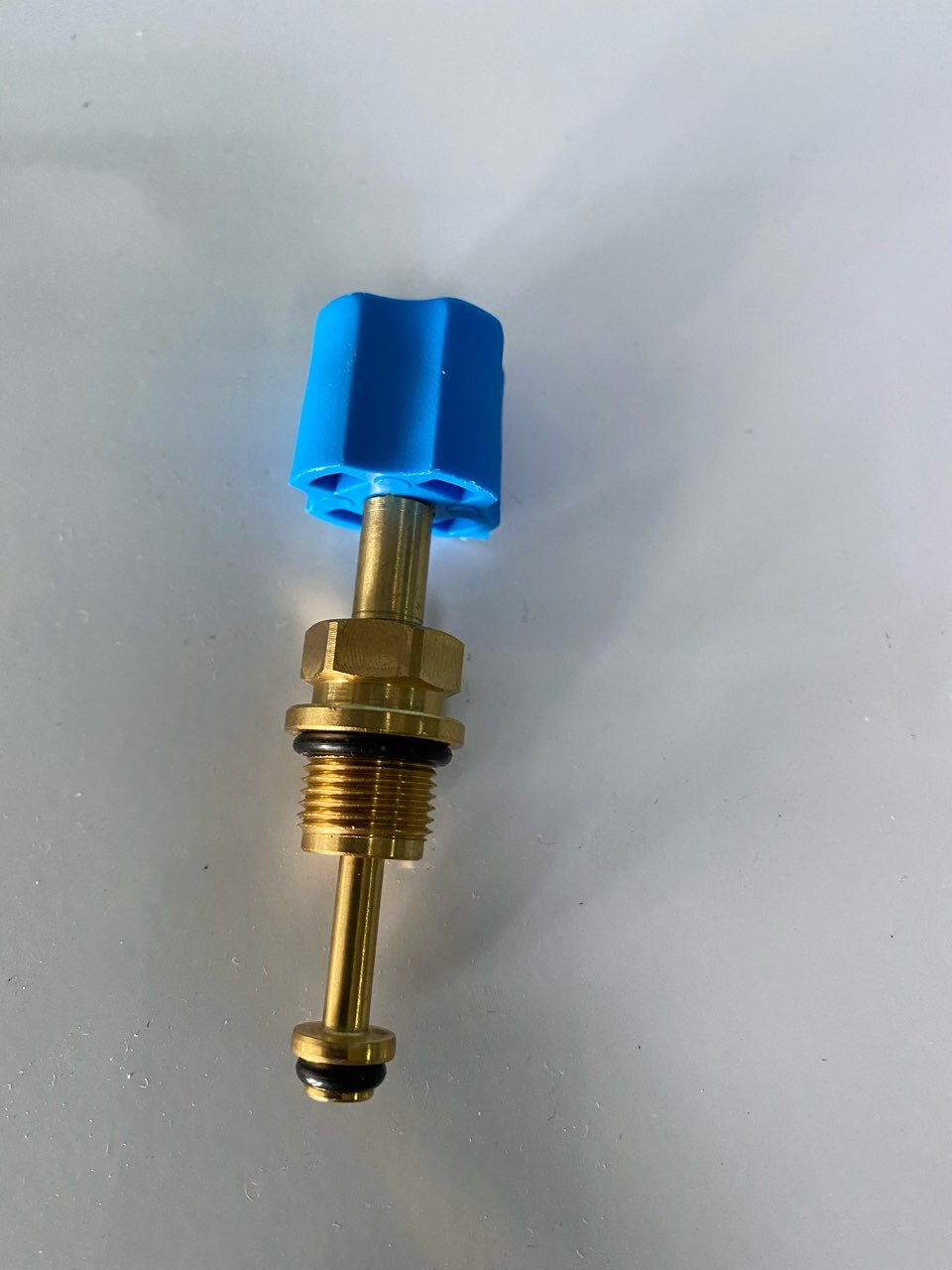 Кран для подпитки газового котла. Кран подпитки ( 3003200605 ) demrad nitron, kalisto. Ferroli f24 кран подпитки. Подпиточный кран ferroli. 398000070 кран подпитки ferroli.