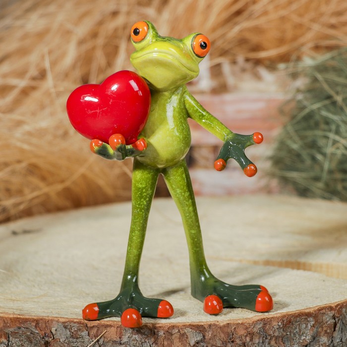 Сувенир полистоун Лягушка с сердцем 16х11 см Sima-Land - купить в Москве,  цены на Мегамаркет