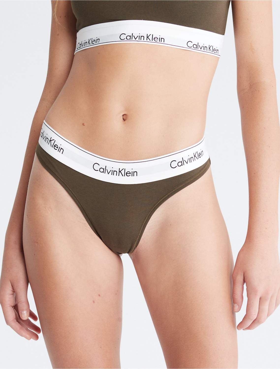 Трусы женские Calvin Klein Underwear Modern Cotton Thong хаки L