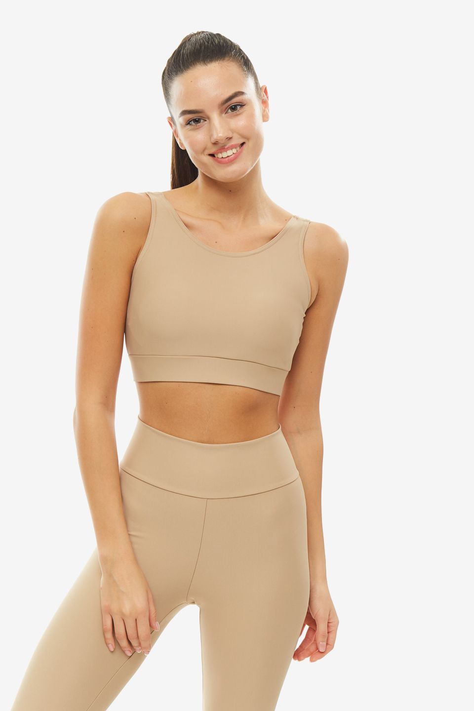 Lumiere magique обувь. Купальник слитный lumiere magique. Lumier. Жизни бренд. Lumiere magique обувь.