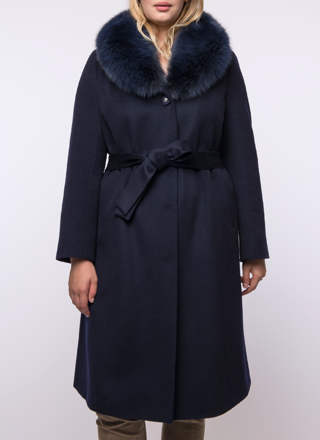 Норковая шуба большого размера. Trifo пальто 56 58 размер. Каляев размеры больших размеров. Дублёнки для полных женщин. Каляев размеры больших размеров.