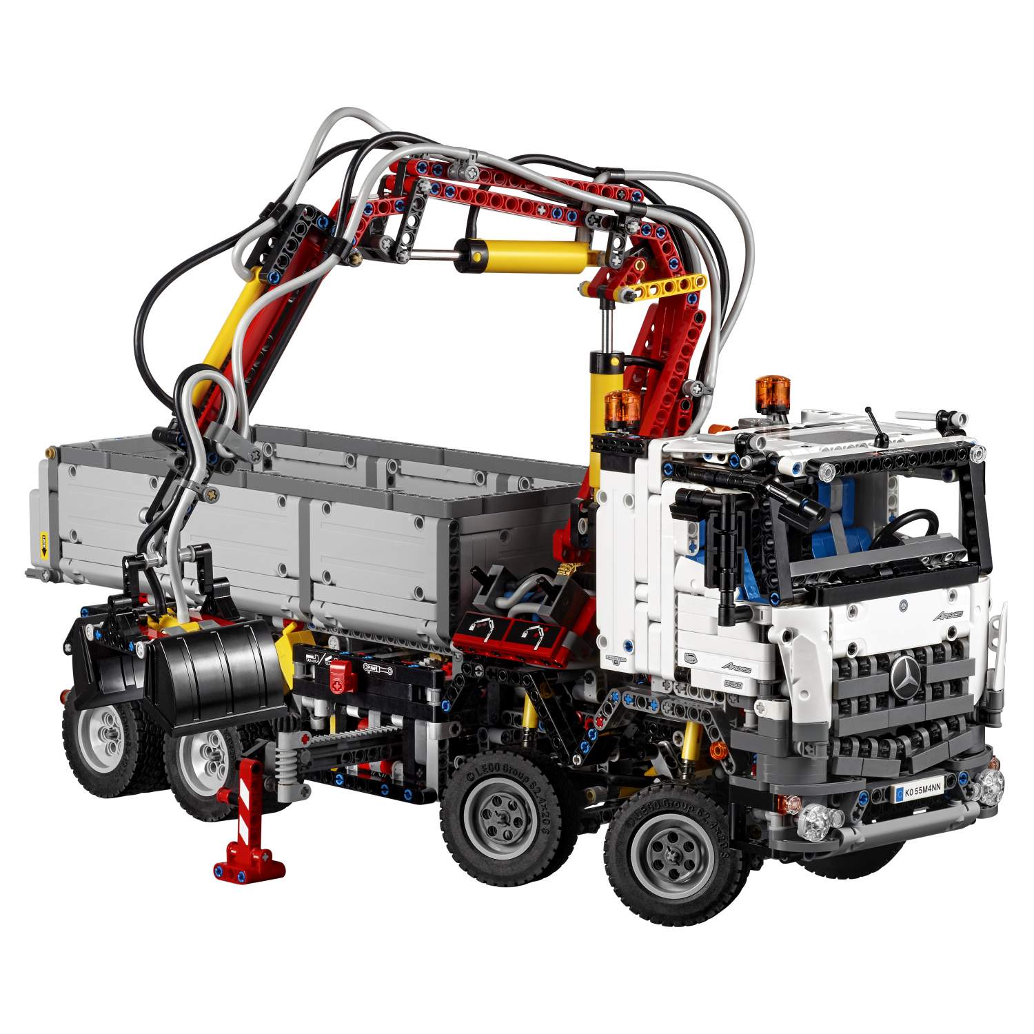 Купить конструктор LEGO Technic Mercedes-Benz Arocs 3245 (42043), цены на  Мегамаркет | Артикул: 100000075340