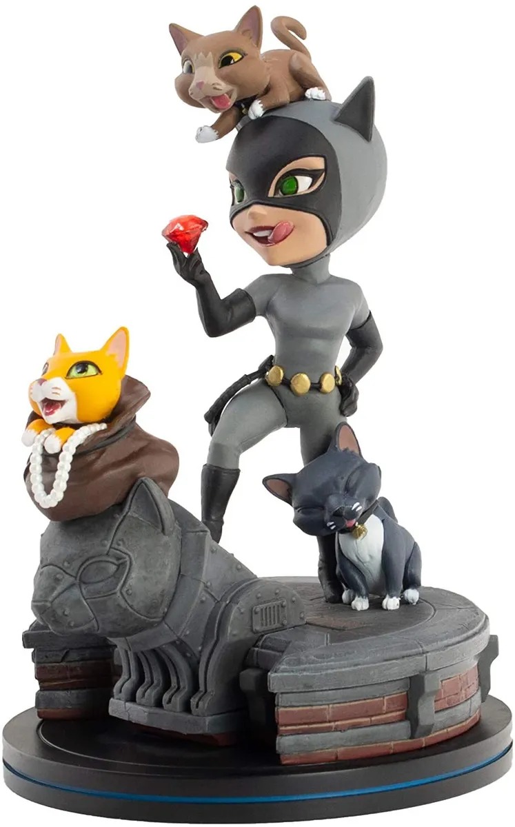 Фигурка DC Comics: Batman – The Animated Series: Catwoman Q-Fig Elite (12,1  см) (DCC-0626) - купить в Москве, цены на Мегамаркет | 100032088857