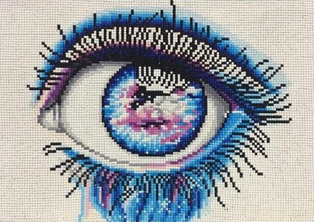 Вышивка глаза схема. Вышивка глаз. Вышивка крестом глаза. Глаза крестики. Алмазная мозаика глаза.