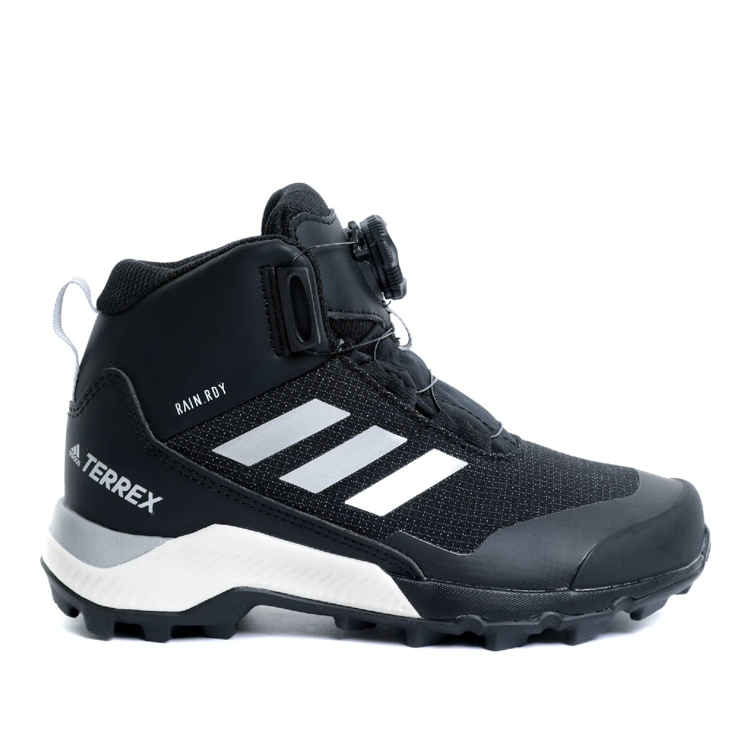 Купить ботинки детские Adidas Terrex Winter Mid B Black/SilverMetallic/Core Black (Uk:4,5), цены на Мегамаркет