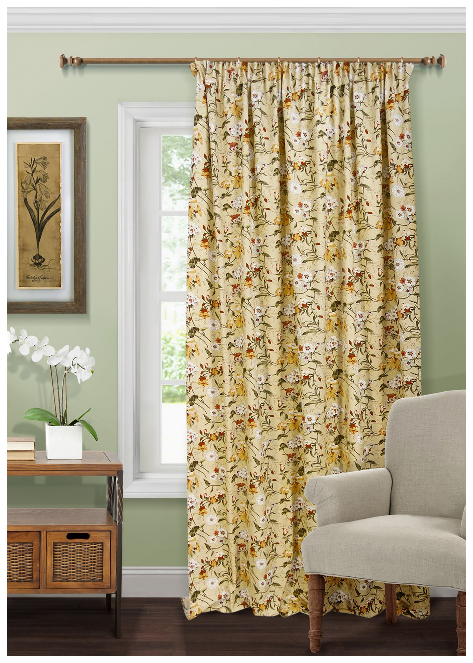 шторы первый. шторы первый. шторы светло зеленые.