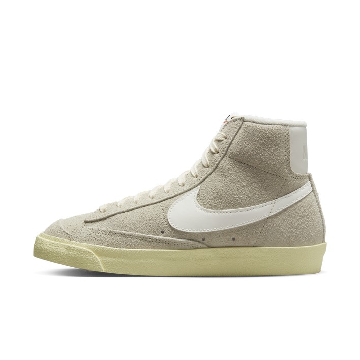 Nike 2025 blazer 38