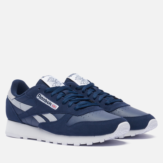 Sweat reebok on sale classic deepblue