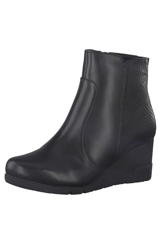 aquatalia jaelynn wedge ankle boots