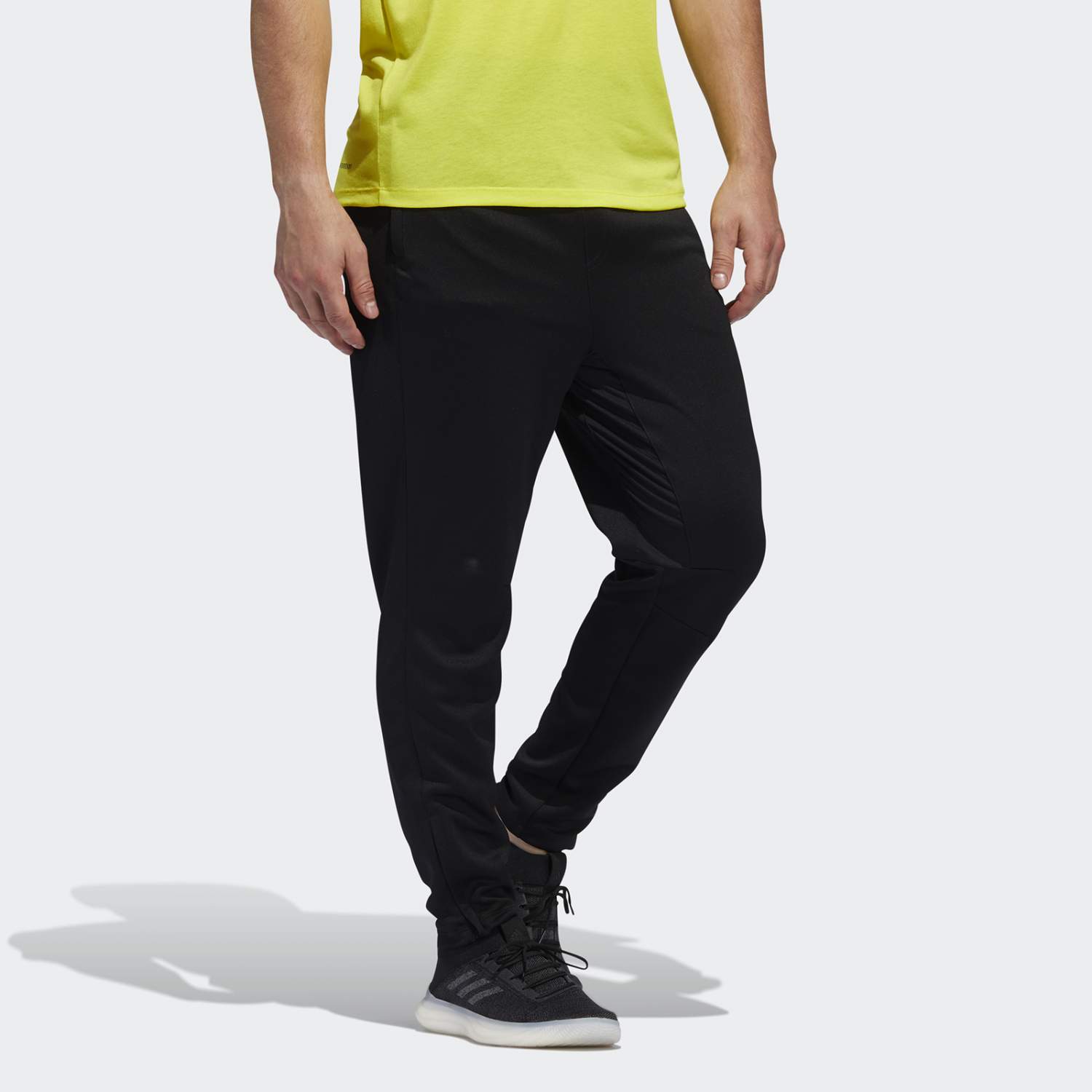 Спортивные брюки мужские Adidas City Base Pant черные L - купить в Москве,  цены на СберМегаМаркет