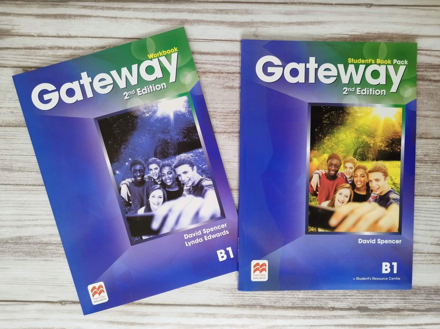 Учебник+Тетрадь+CD Gateway 2nd Edition B1 – купить в Москве, цены в  интернет-магазинах на Мегамаркет