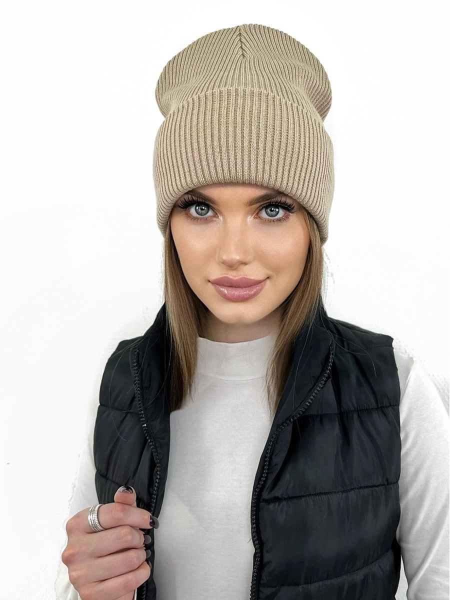 Шапка лапша. Шапка лапша без отворота. Шапка лапша без отворота. Шапка лапша женская. Шапка женская вязаная с красивой макушкой.