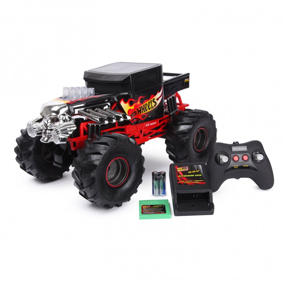 Машина New Bright РУ 1:10 Monster Truck Bone Shaker Черный 61050 – купить в  Москве, цены в интернет-магазинах на Мегамаркет