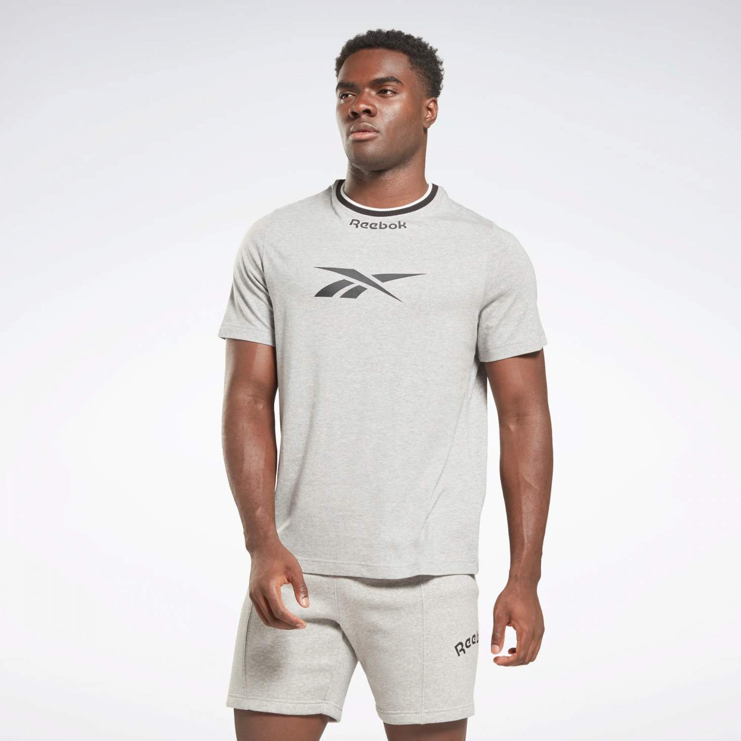 Reebok logo shop t shirt