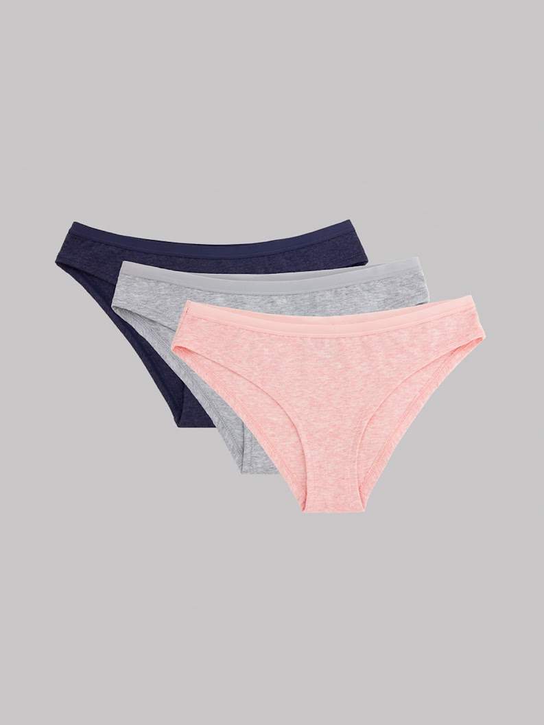 Отсутствие швов и декоративных элементов