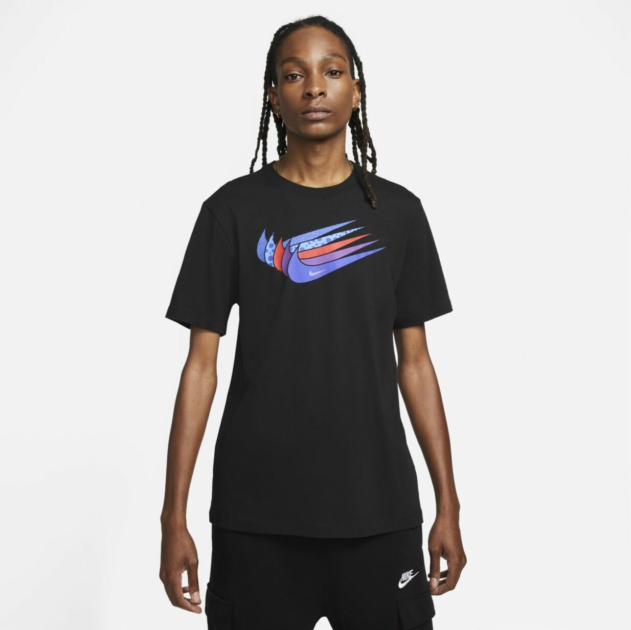 Футболка мужская Nike DN5243-010 черная S - купить в Москве, цены на Мегамаркет