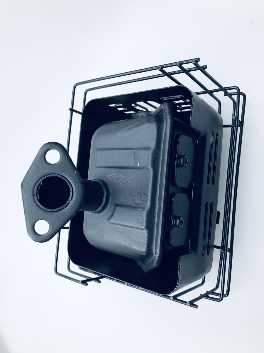 Выхлопная труба huter. Глушитель для Huter sgc4000. Huter 4100 глушитель. Глушитель для Huter sgc4000,sgc4100 габариты.