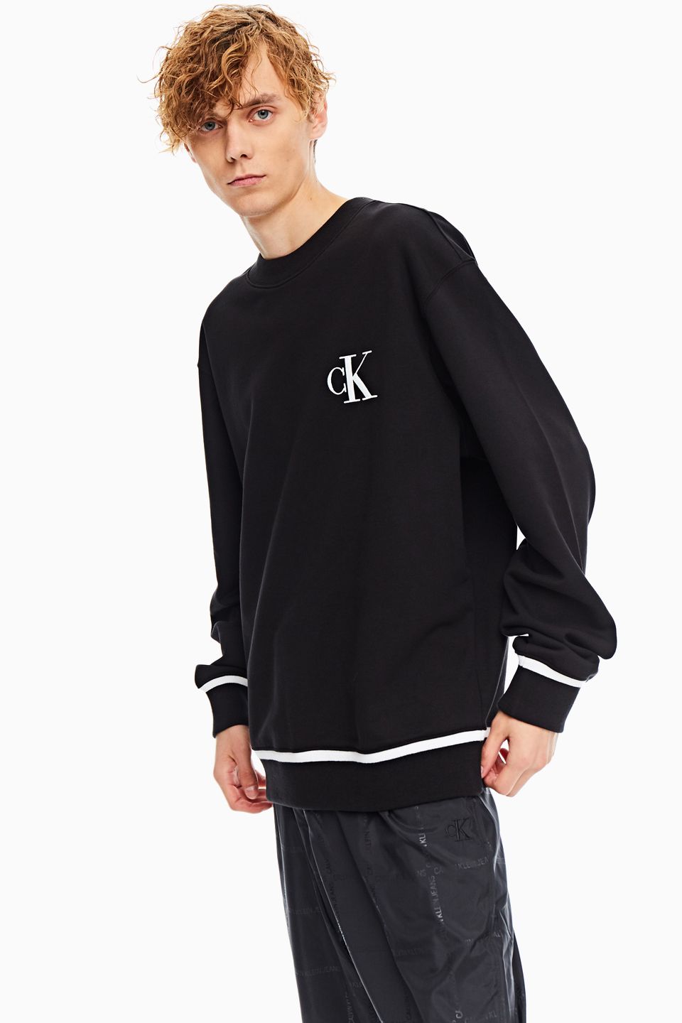 Свитшот мужской Calvin Klein Jeans J30J315597.BAE0 черный 2XL - купить в  Москве - sbermegamarket.ru